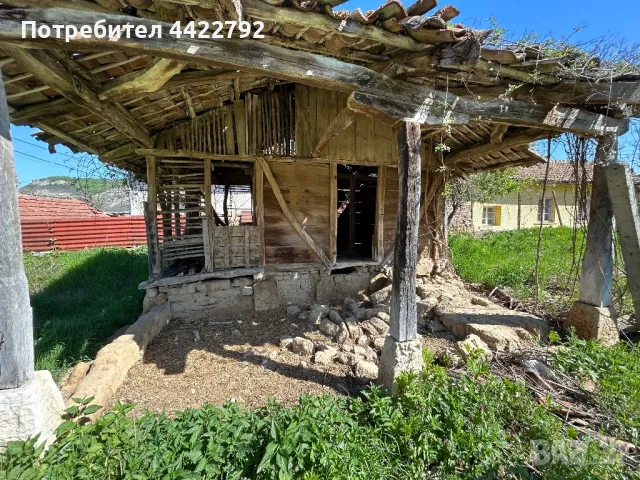 Парцел с стара къща , снимка 8 - Къщи - 49977807