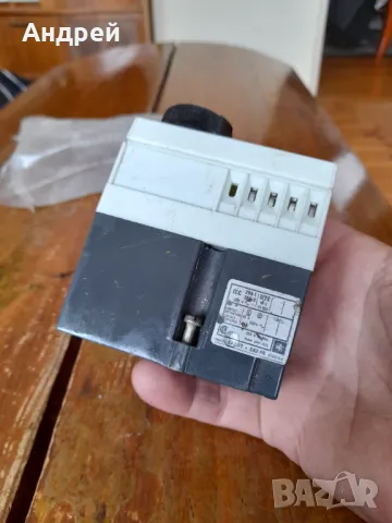 Реле за време Telemecanique CA2-FR 111B, снимка 4 - Друга електроника - 50273944