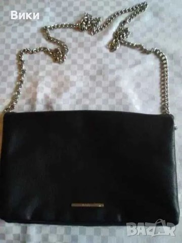 Дамска чанта Bershka-нова,черна,малка-Промоция до 17.5, снимка 2 - Чанти - 40807568