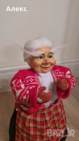 Bebe Paul Bonner, Норвегия–Коледна голяма баба с огромни вежди!1970г