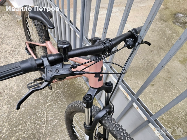 Хидравлика-алуминиев велосипед 27.5 цола CUBE-шест месеца гаранция, снимка 4 - Велосипеди - 53172057