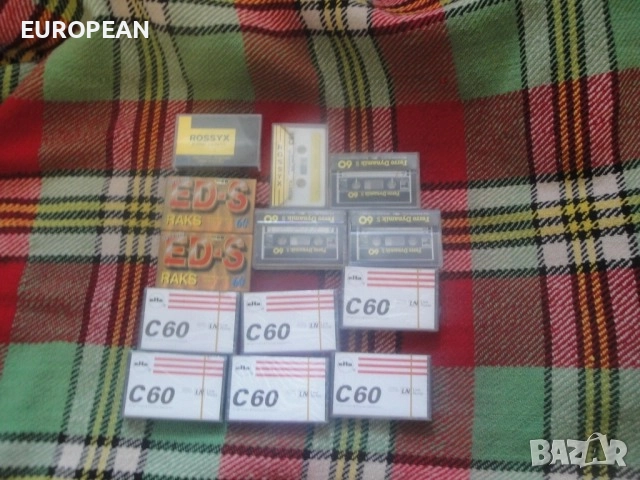 Продавам аудио и видео касети, снимка 2 - Плейъри, домашно кино, прожектори - 52969035