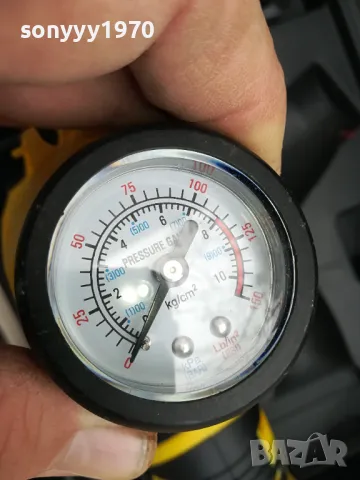 POWERPLUS-КУФАР С КОМПРЕСОР ЗА ПОМПАНЕ НА ГУМИ+ЗАРЯДНО 3003251520, снимка 7 - Аксесоари и консумативи - 49697501