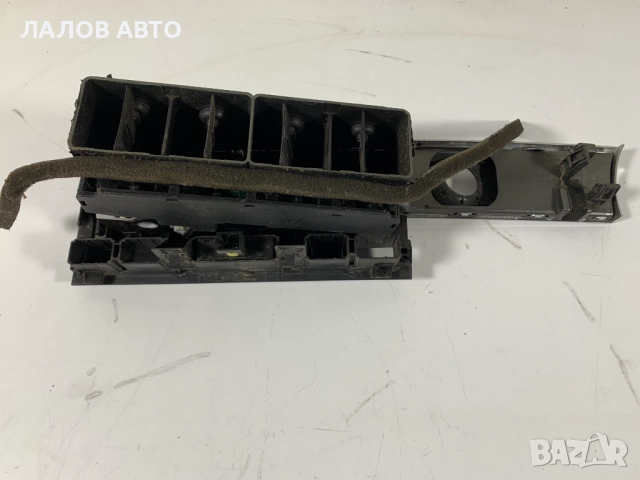 Централен панел централни духалки копче аварийни Ауди А6 4Ф Ц6 Centralen panel Audi A6 C6 4F1820951, снимка 4 - Части - 51455282