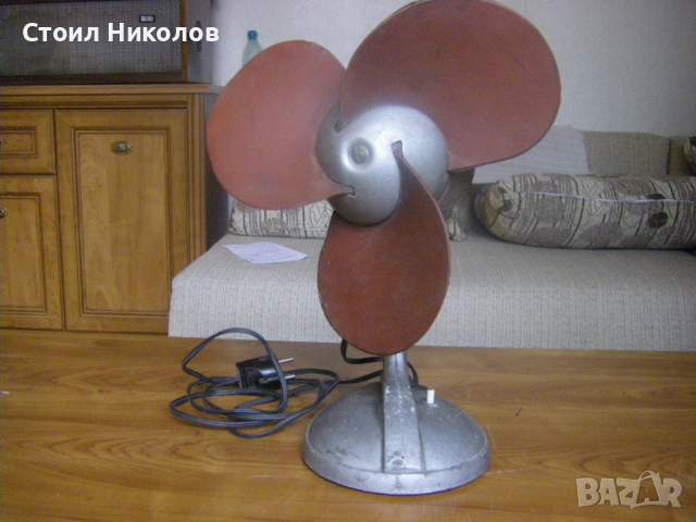 Стар работещ съветски вентилатор производство 1969 година, снимка 4 - Антикварни и старинни предмети - 44598444