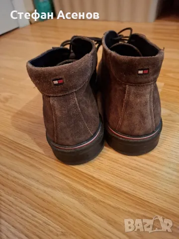 Велурени боти- Tommy hilfinger-42Н-естествен велур, снимка 2 - Мокасини - 49407470