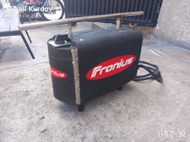 Продавам електрожен 200 А, снимка 3 - Други машини и части - 48228684