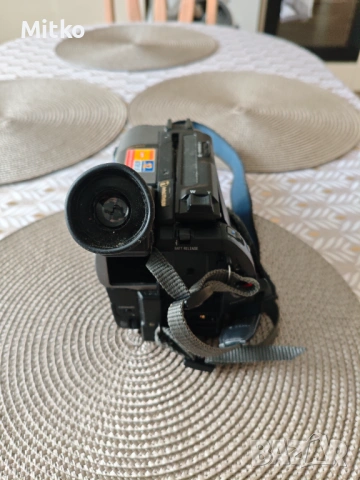 Камера Сони на касета, снимка 4 - Камери - 53737625