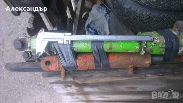 Хидравлични цилиндри