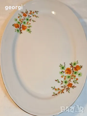 българско порцеланово плато    4/3, снимка 2 - Сервизи - 49028145