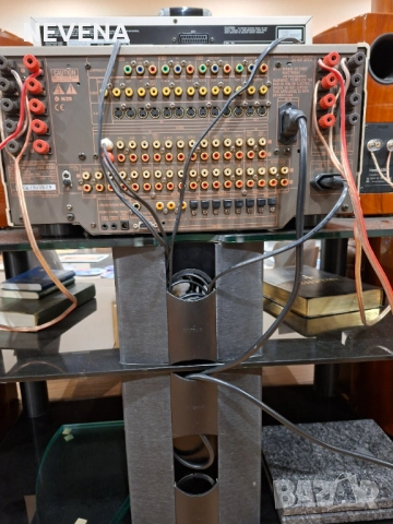 Продавам многоканален усилвател