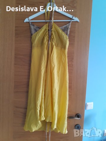 Оригинална рокля в жълто