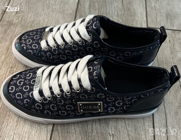 Guess нови оригинални стеахотни сникърси US 7,5, снимка 3 - Маратонки - 40636534