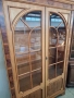 Масивна Витрина с Осветление внос от Германия , снимка 3