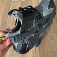 Маратонки Nike, снимка 2 - Детски маратонки - 42428158