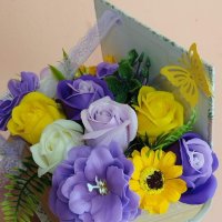 "Кутия книга" със сапунени цветя подходящ подарък за всеки повод, снимка 3 - Подаръци за жени - 40950959