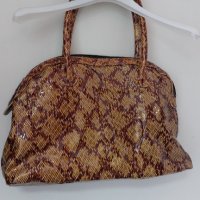Дамски чанти, снимка 5 - Чанти - 41974052