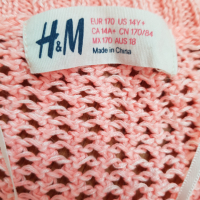 Розова жилетка H&M размер 170/14 год., снимка 4 - Детски пуловери и жилетки - 36257615