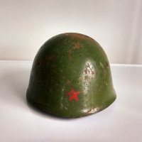Стара военна каска. , снимка 8 - Антикварни и старинни предмети - 42318205