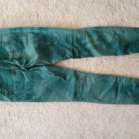 Дамски зелен панталон Only, снимка 1 - Панталони - 41525225