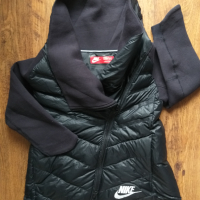 Nike Tech Fleece Aeroloft Cape Jacket Size XS Girls 6-8 Yrs 122-128sm. - юношеско пухено яке , снимка 3 - Детски якета и елеци - 44533890