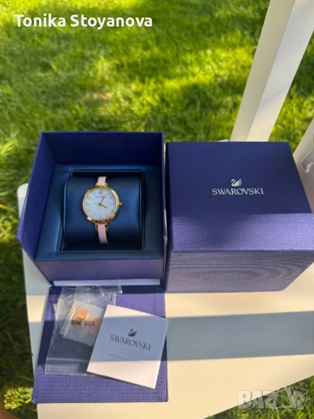 Часовник на Swarovski, модел Swarovski Crystalline Delight, снимка 1