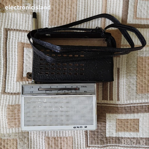 Ретро преносимо радио Ехо 2 в отличен външен вид и отличен кожен калъф + оригинална антена, снимка 1