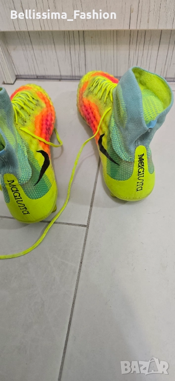 Футболни обувки Nike, снимка 1