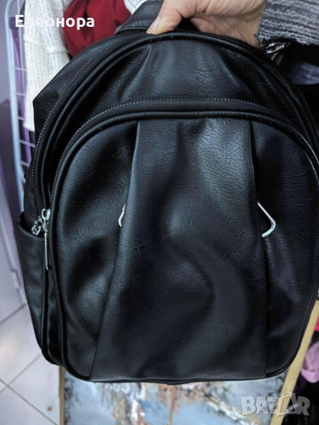 черна кожена раничка, снимка 1