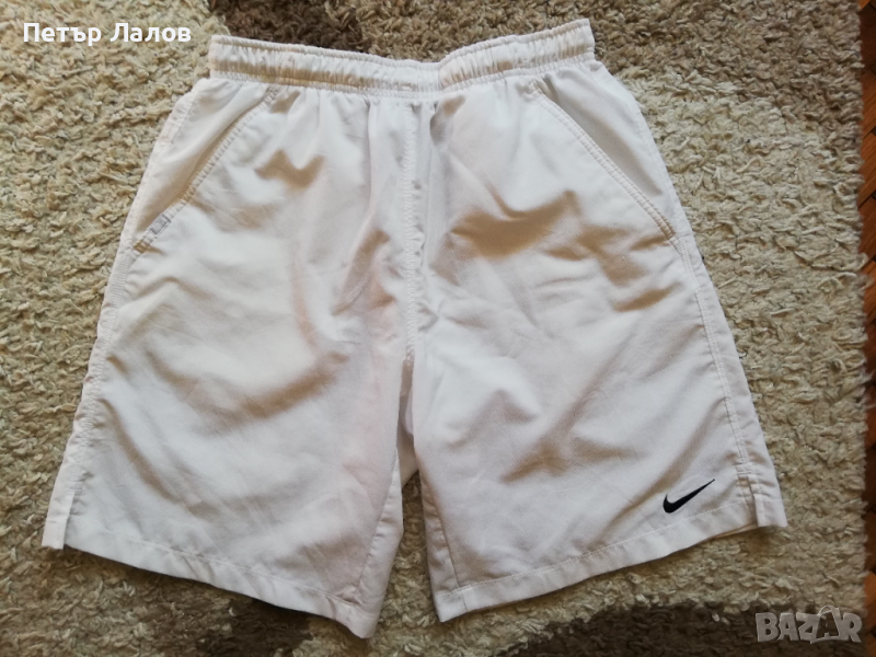 Намалени NIKE Tennis къси гащи, снимка 1