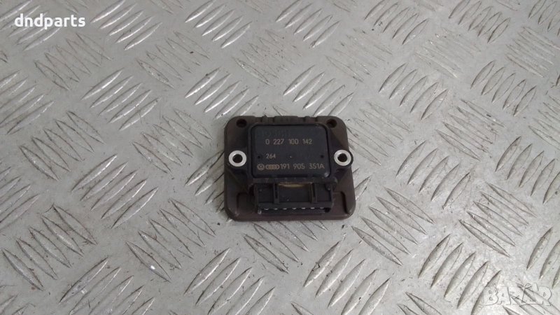 Комутатор VW Passat B3 1.8i 1990г.	, снимка 1