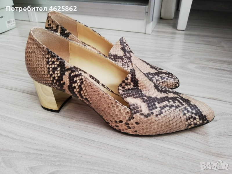 нови официални обувки Bata - змийска имитация, златен ток 40 номер, снимка 1