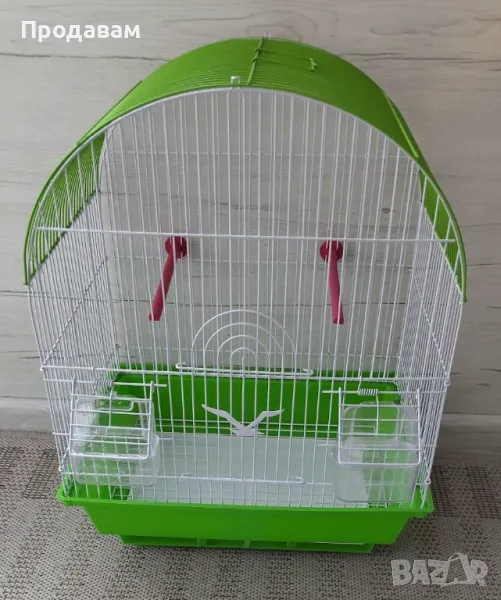 Продавам средно голяма клетка за декоративни птички, снимка 1