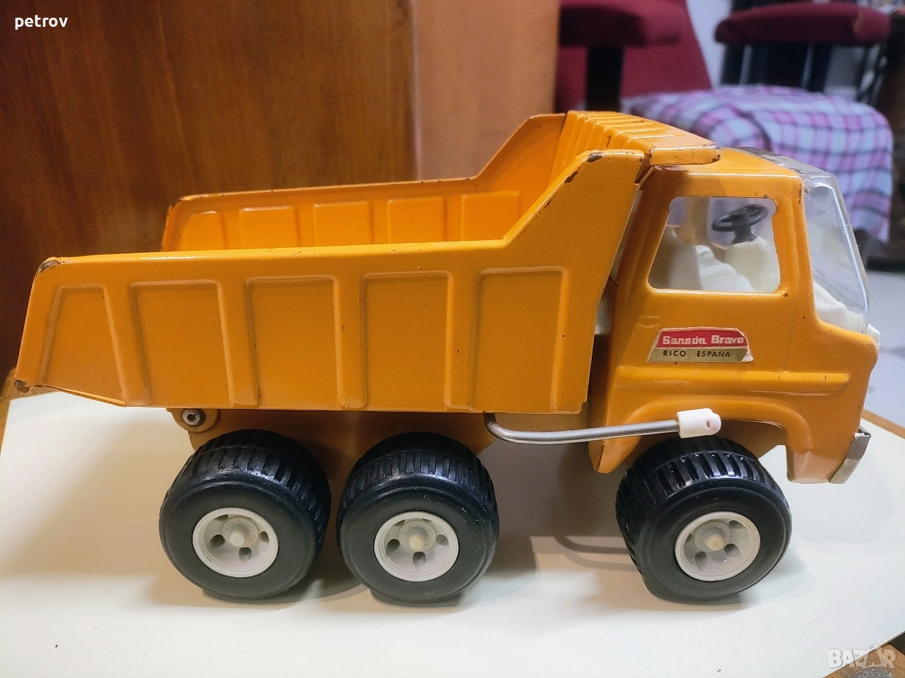 Метална играчка, камионче RICO., снимка 1