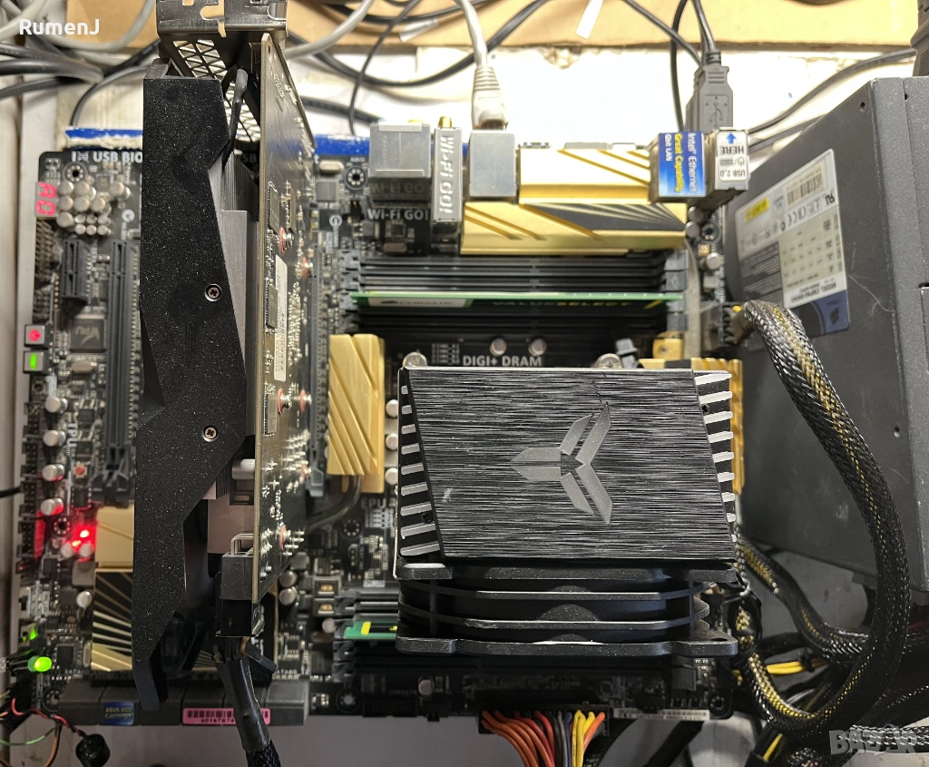 Продавам дъно ASUS X79 Deluxe, s.2011 V2, снимка 1