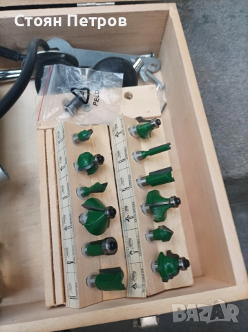 Оберфреза 900 W с куфар и 12 фрезера, снимка 6 - Други инструменти - 52450846