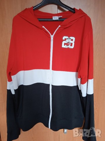 Суичър с качулка Mickey Mouse , снимка 1