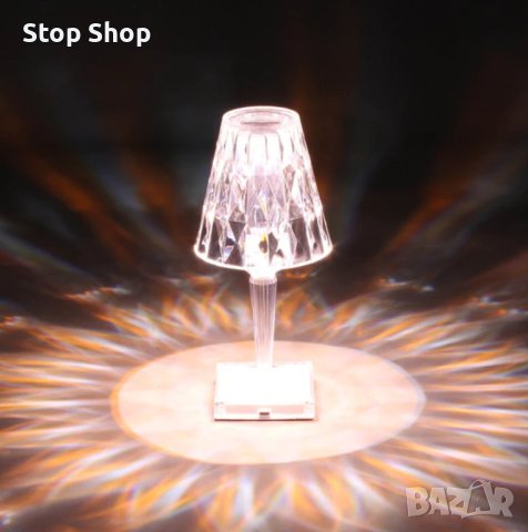 Кристална 3-светлинна LED 3D диамантена настолна лампа вградена батерия , снимка 1 - Настолни лампи - 42419989