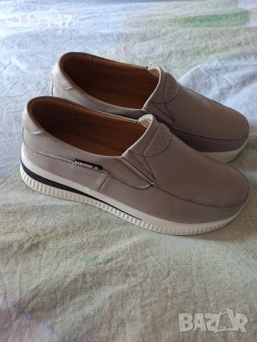 страхотни тпортни обувки номер 39