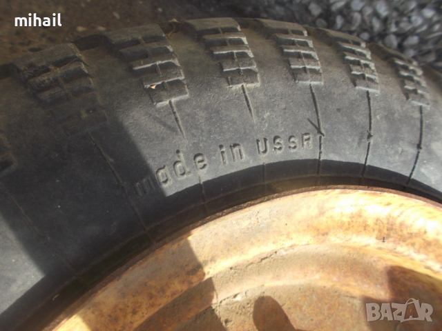 гуми с пулуоски за мотофреза нева , булгар , тракия, снимка 3 - Градинска техника - 44515236