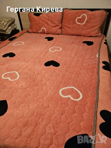 Комплект за спалня, снимка 2 - Спално бельо - 53013679
