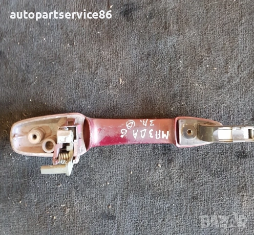 Външна дръжка за задна дясна врата червен цвят за Mazda 6 2.0 бензин (2004), снимка 2 - Части - 53729220