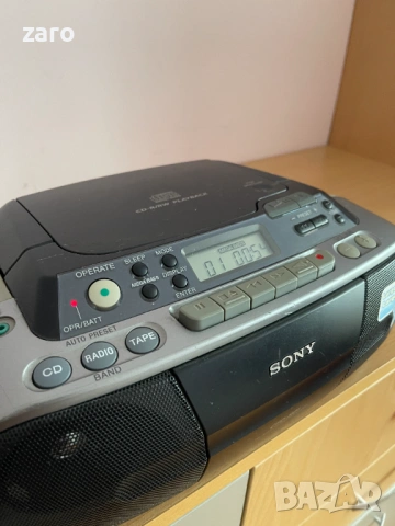 Радиокасетофон с CD SONY, снимка 2 - Радиокасетофони, транзистори - 53201147