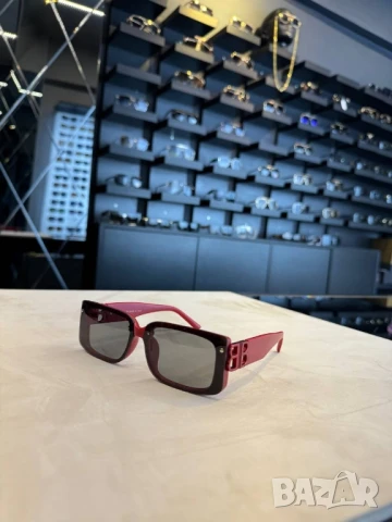 очила с черен обикновен калъф и ув защита ysl saint laurent balenciaga , снимка 2 - Слънчеви и диоптрични очила - 51322840