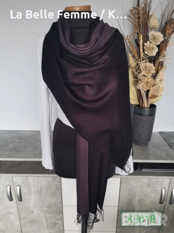 Шалове от шашмир с втъкана златна нишка, снимка 8 - Шалове - 51941414