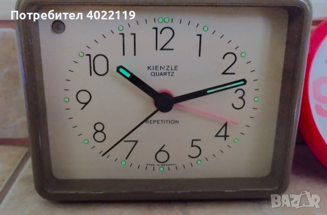 Немски ретро часовник-будилник KIENZLE REPETITION