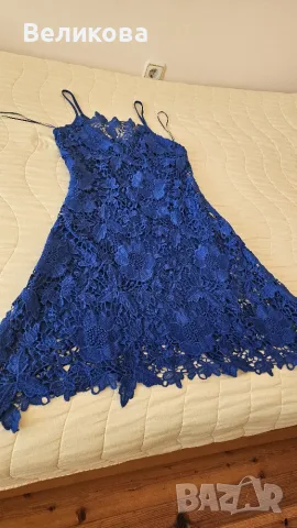 Дантелена синя рокля Zara