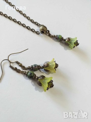 Красив комплект обици и колие с нежни цветя, камъни Цоизит с Рубин и орнаменти цвят Античен бронз , снимка 4 - Бижутерийни комплекти - 41973239