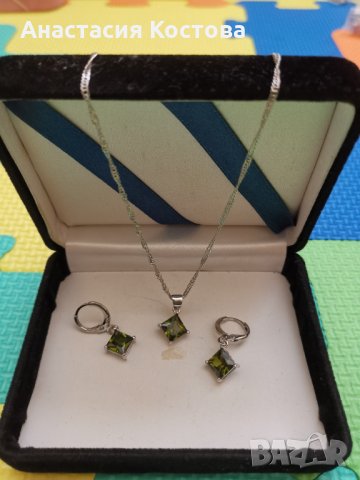 Сребърен комплект обеци и колие