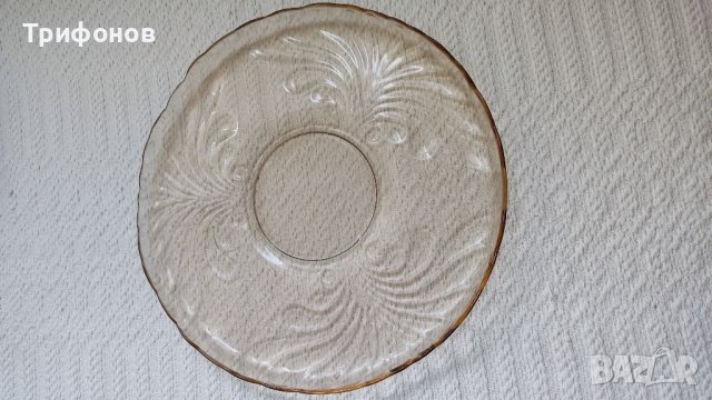 Продавам чисто нови стъклени подноси, снимка 2 - Сервизи - 41120397